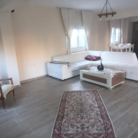 50 Meters From The Sea Triplex In Hotel Seferihisar