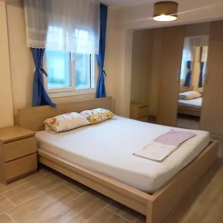 50 Meters From The Sea Triplex In